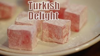 Eating Turkish Delight and drinking Turkish Tea in Istanbul, Turkey (İstanbul'da Türk Lokumu yemek)