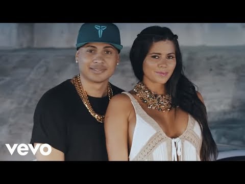 Jacob Forever - Un Beso (Official Music Video)