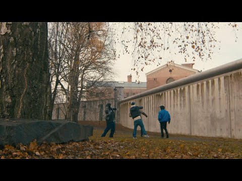 Lil.Lørda - SUPPER FAKKING FLY (OFFICIAL MUSIC VIDEO) ft. Moggger KingSkurkOne Skuter & Martin Benz