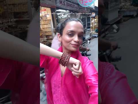 Handcrafted Lac Bangle Set