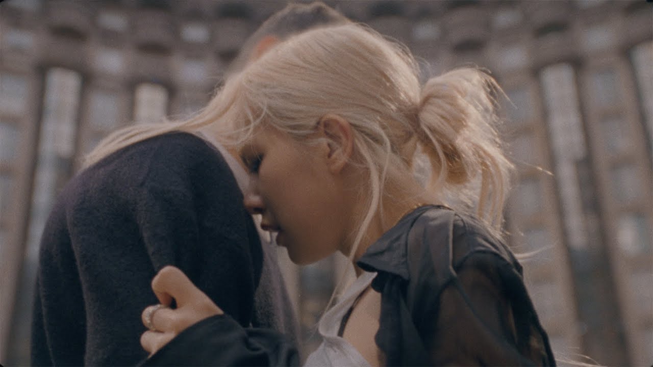 ROSÉ — Number One Girl (Performance Video)