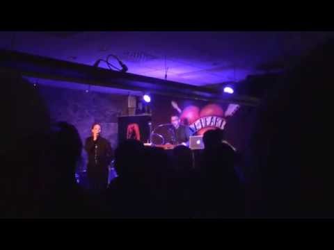 Adée - Make My Day - East West / Live At Heart 2016