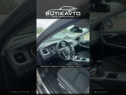 фото volvo v60 i 0