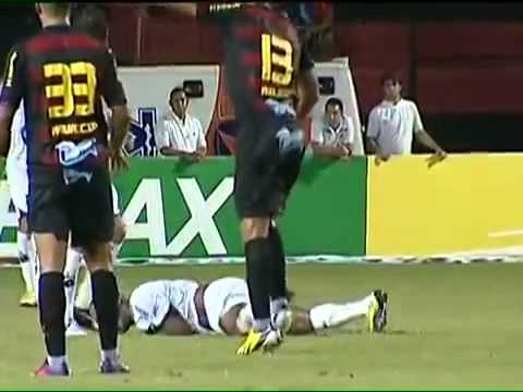 Rodrigo Silva Kung Fu kicks in the head  [ABC vs Sport Recife] 23.05.2013
