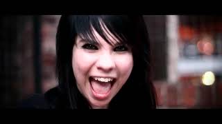 Skarlett Riot   Rock N Roll Queen+leslie nord2 h14