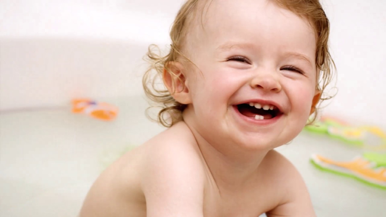 Funny pictures of Baby's smiling