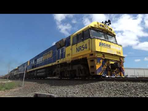 Pacific National NR54, NR90, NR40 5MP2 Steel Train At North Geelong