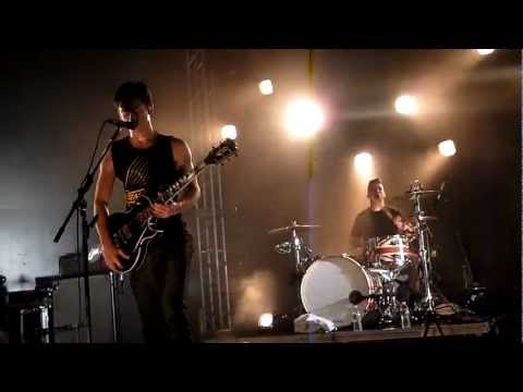 Arctic Monkeys - Teddy Picker / Crying Lightning live @ Stubb's , Austin - Aug 2, 2011