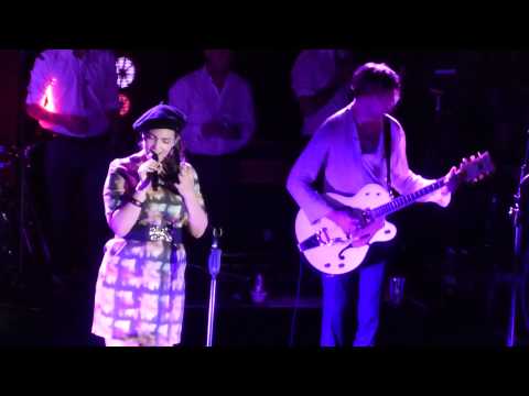 Caro Emerald - The Wonderful in You - live @ X-Tra in Zurich 8.10.2013