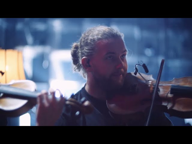 Unsere Bank von Provinz ((jetzt ansehen))