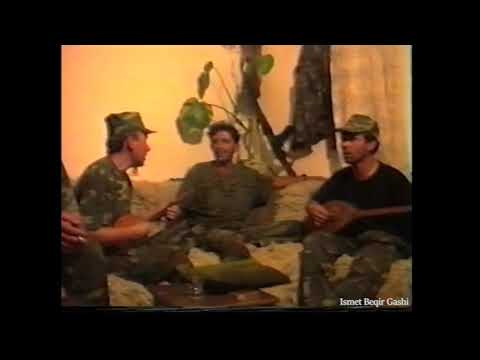 Muje Krasniqi, Beqir Gashi dhe Rexhep Selimi-Ne muzeun Historik