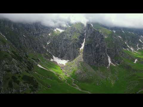 Un traseu ușor spre Cabana Mălăești - Munții Bucegi