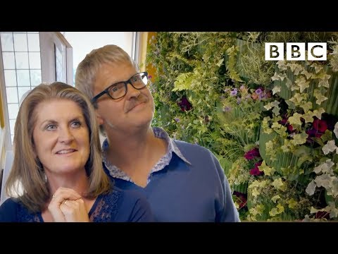 Greenhouse or home entrance? 🤷 | Your Home In Their Hands - BBC