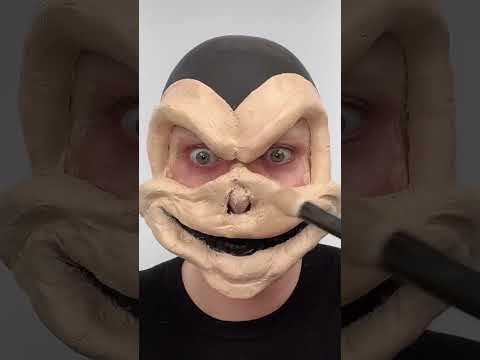 Paula's Childhood Heroes (Halloween Edition) - Minnie Mouse 🐭🩸 who should I make up next??