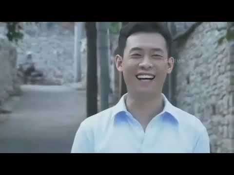 熊看见枪秒怂的搞笑十大名场面，熊：我跟你闹着玩的，别当真