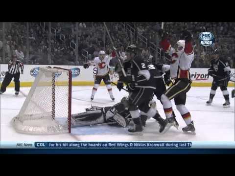 Sean Monahan PPG wrist shot goal 2-1 Calgary Flames vs LA Kings 10/21/13 NHL Hockey