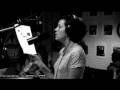 Lily Allen - Womanize- - OuiFm 