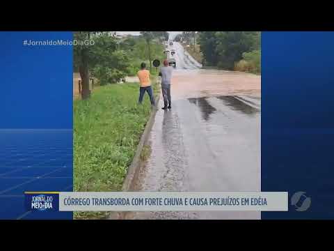 Córrego transborda e causa prejuízos em Edéia