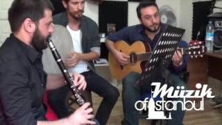 Gölgesinde Mevsimler Boyu Oturduğumuz - Canlı Performans