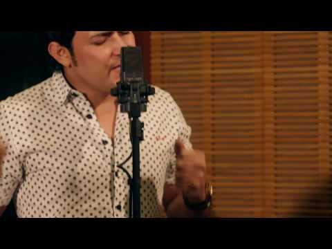 Ela vai voltar Alex e Ronaldo clip oficial