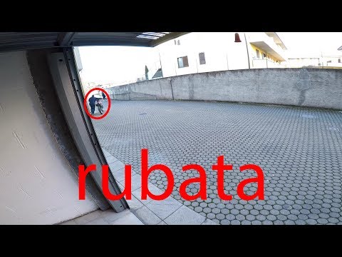 mi hanno rubATO LA moto (CliCBA!T)