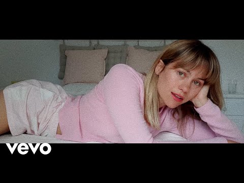 Kimberley Tell - Gastando Horas