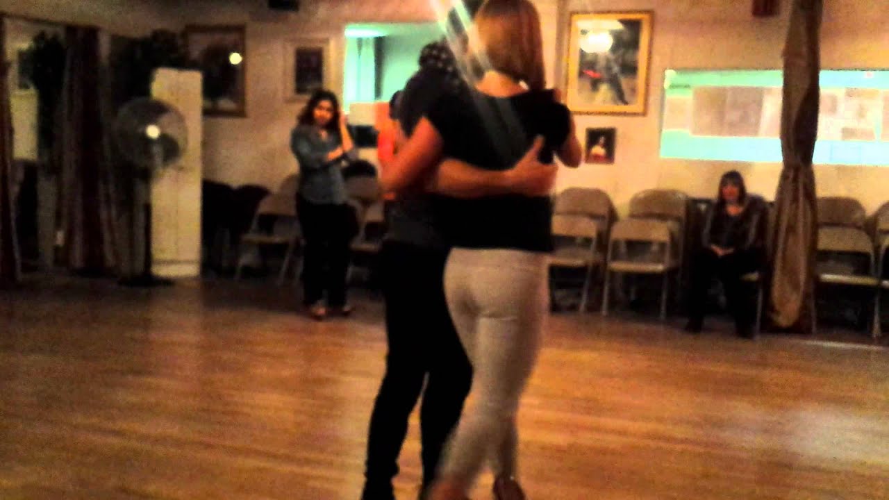 Argentine Tango workshop - turns: Claudio Gonzalez & Julia Urruty