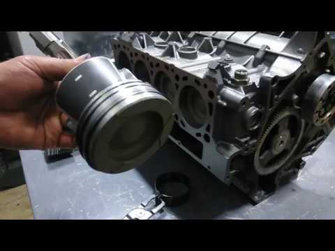How to Install Piston In a 6.4 PowerStroke Engine