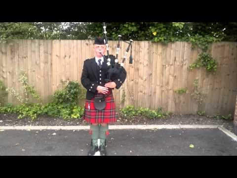 Bagpiper Kyle Calverley