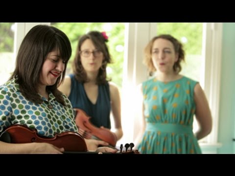 Laura Cortese & The Dance Cards - "Skipping Stone" // The Bluegrass Situation