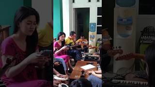 Download lagu LATIHAN NEW PALLAPA mp3