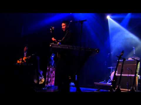 Jamie Woon - Shoulda Live at AB