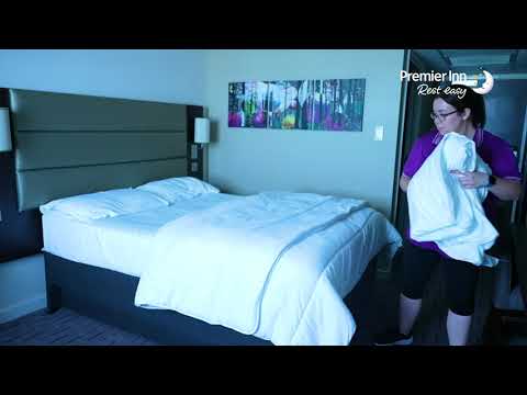 Life Skills Academy. Our first duvet changing technique: the shimmy method