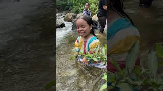 Download lagu NABILA LIKES TO CLEAN IN THE RIVER!! mp3