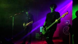 Clan Of Xymox - She's Falling In Love (live)