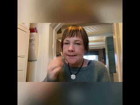 Episode 1, litt om meg, tanker om denne podden, litt strikkeprosjekt og hva jeg holder på med