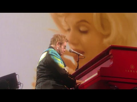 Elton John FULL HD - Candle In The Wind (The Red Piano, Las Vegas | 2005)