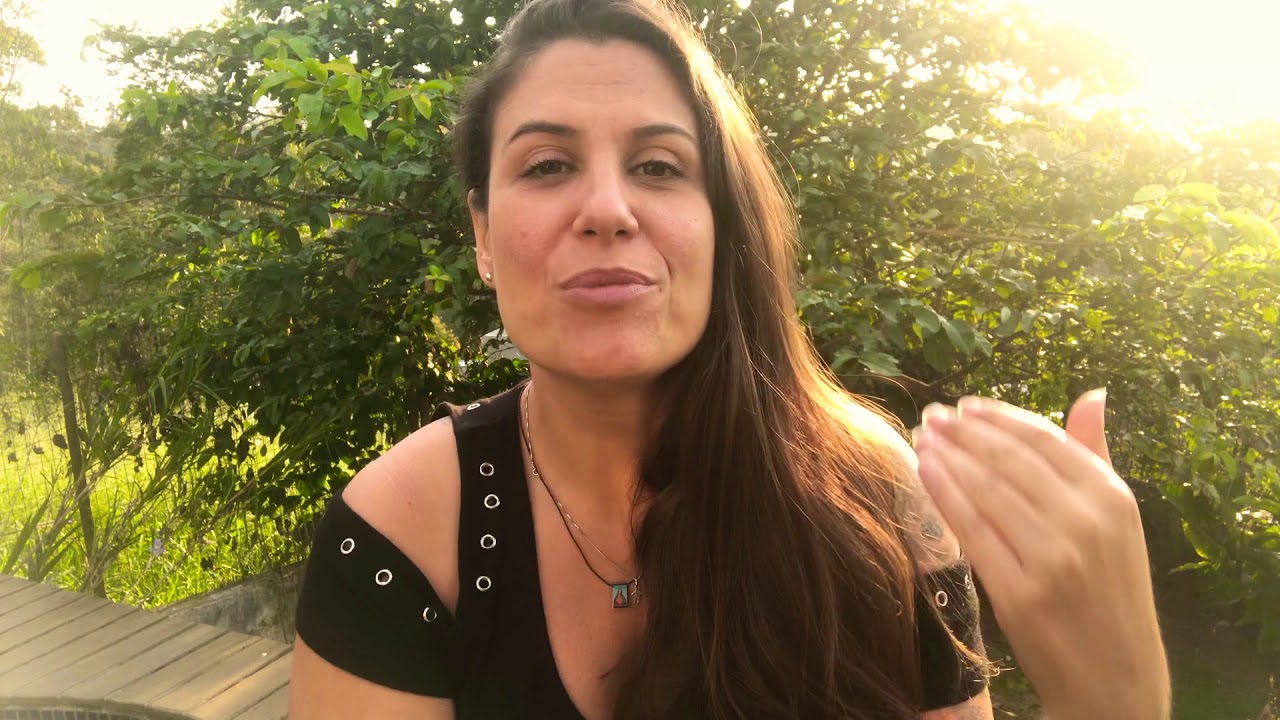 Sobre o Ego: 3 formas de sermos traídos por nossas mentes - Flavia Melissa