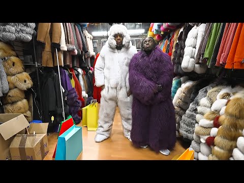 Kai Cenat Goes Shopping In New York City