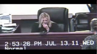 Woman attacks judge in court during divorce proceedings