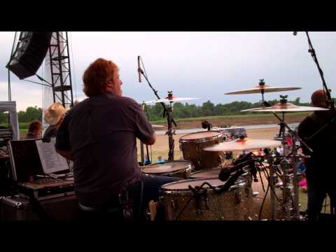 Tony performing That Ol' Outlaw Song Live with Eric Lee Beddingfield