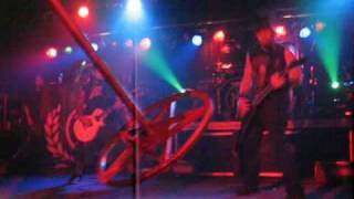 Ill Niño - Lifeless...Life... Live at the Masquerade