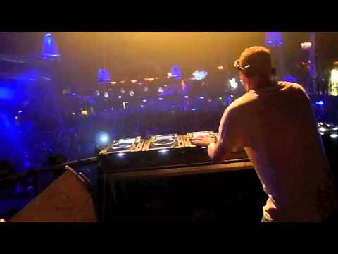 Henrik B playing Myback´s new track - Blomman !