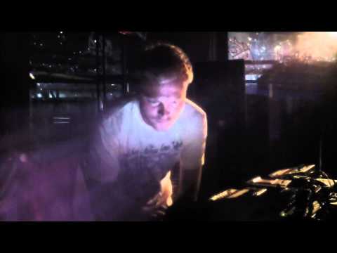 TAPRIKK SWEEZEE LIVE @ NOWY WSPANIALY SWIAT, WARSZAWA 22.06.2012 (pt.2)