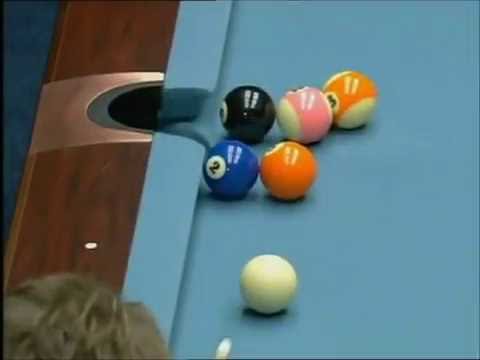 Fabio Petroni biểu diễn pool...