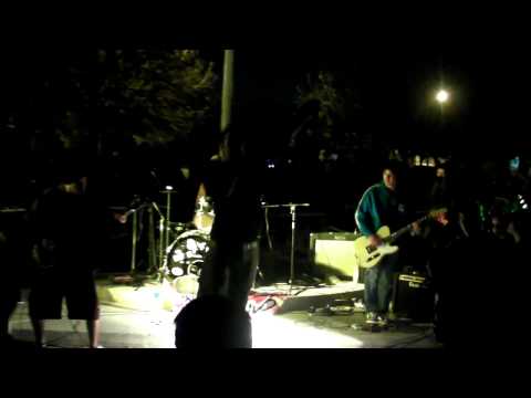 Poesia Subversiva - Abajo Tu Imperio (vivo 2012 TeatroPark)