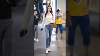beautiful girl street fashion outfits style #tiktok #chinesefashion #mejoresstreetfashion #shorts