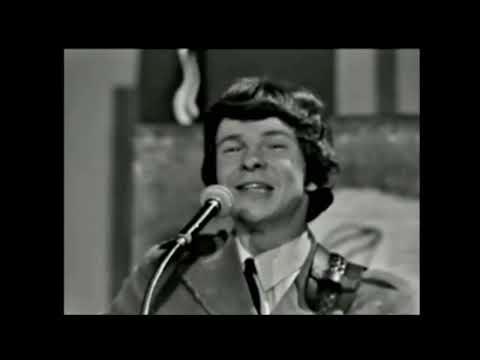 The Fortunes "You've Got Your Troubles" Live at the Brussels Pop Festival (8th Sep 1965).