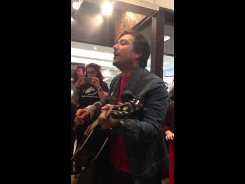 frnkiero andthe cellabration - Joyriding (Acoustic @ Head Records, Belfast 01-09-15)