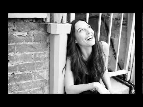 Jenni Alpert - Shining Light (Lyric Video)